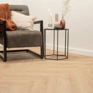 Floer-Walvisgraat-Click-PVC-vloer-Bryde-Bruin-smant-vloeren