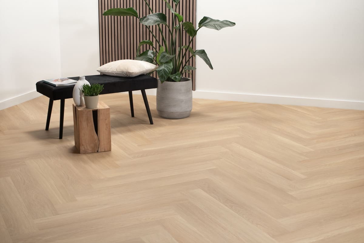 Floer-Walvisgraat-Click-PVC-Noordkaper-Natuur-sfeer-perspectief-groot Floer-Walvisgraat-Click-PVC-vloer-Noordkaper-Natuur-smant-vloeren