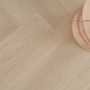 Kopie-van-Floer-Walvisgraat-PVC-vloer-Zwaardvis-Zand-woonkamer-9